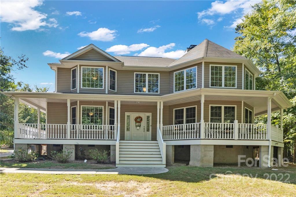 420 Breezewood Drive Charlotte NC 28262