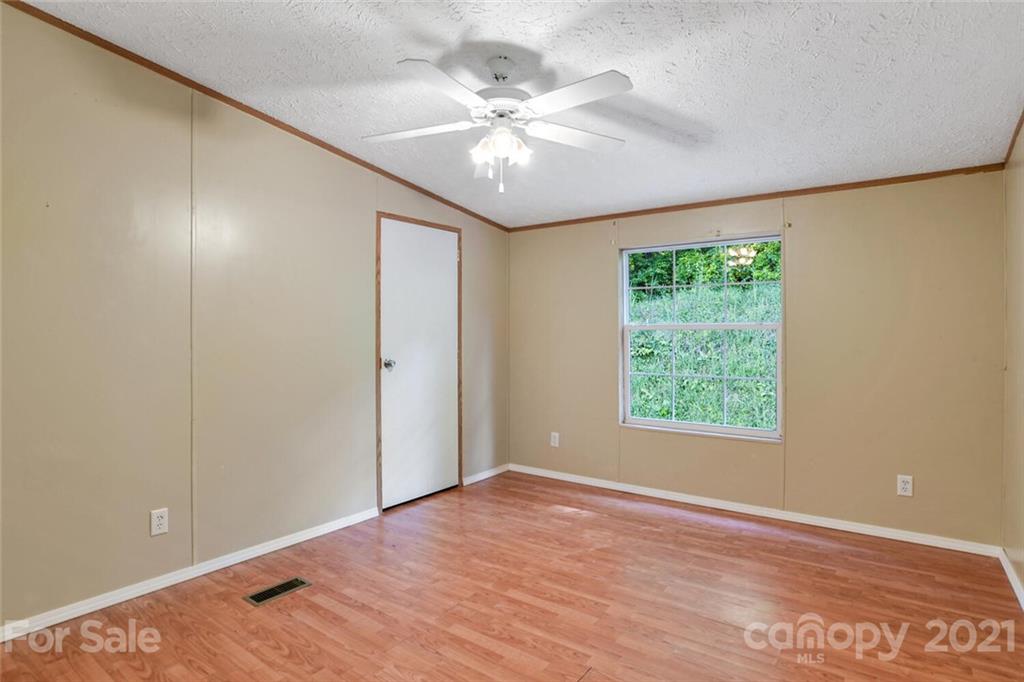33 Weaver Ridge Drive Weaverville NC 28787