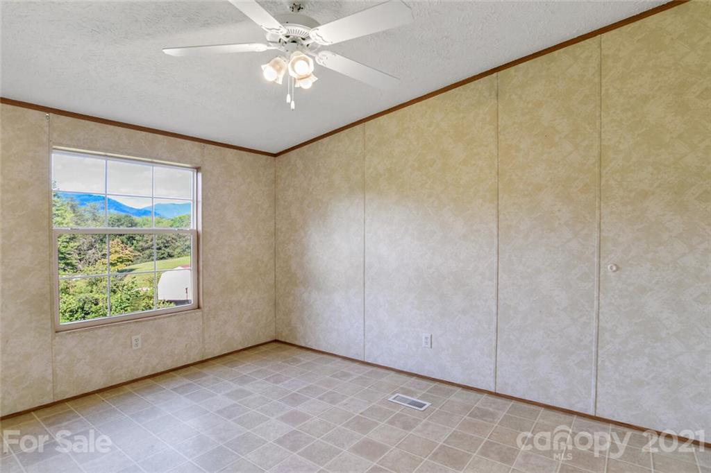 33 Weaver Ridge Drive Weaverville NC 28787