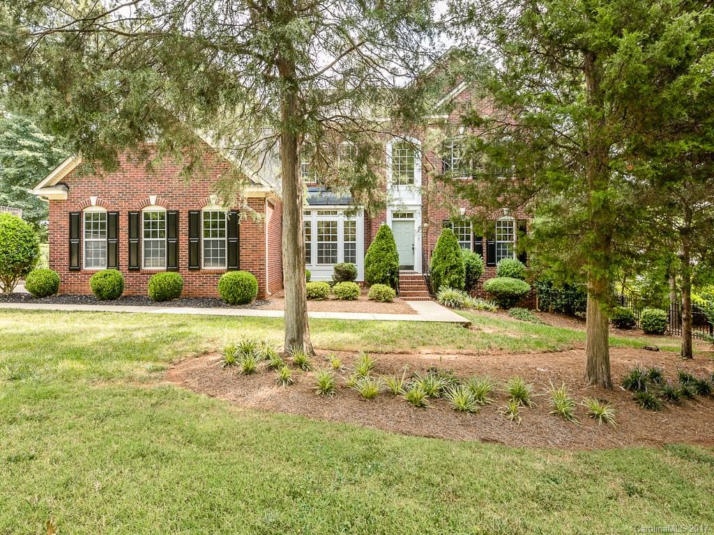 9633 Blakeney Heath Road Charlotte NC 28277