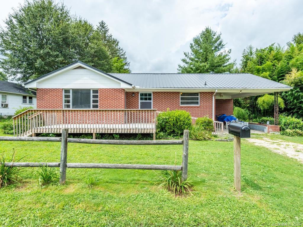 189 N Johnson Street Brevard NC 28712