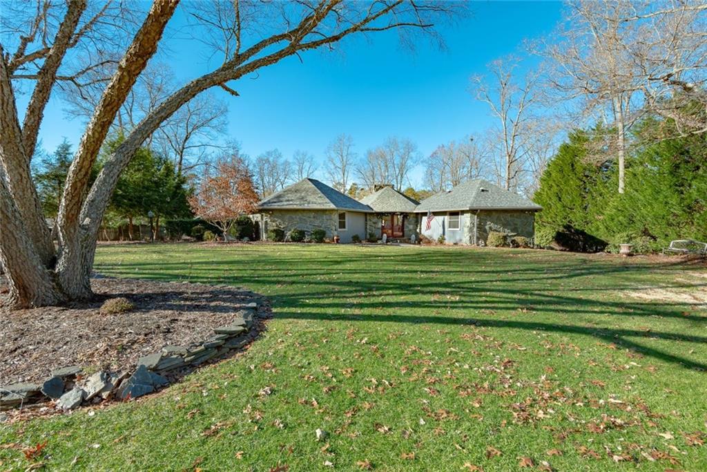 4727 Elmhurst Drive Ne Hickory NC 28601