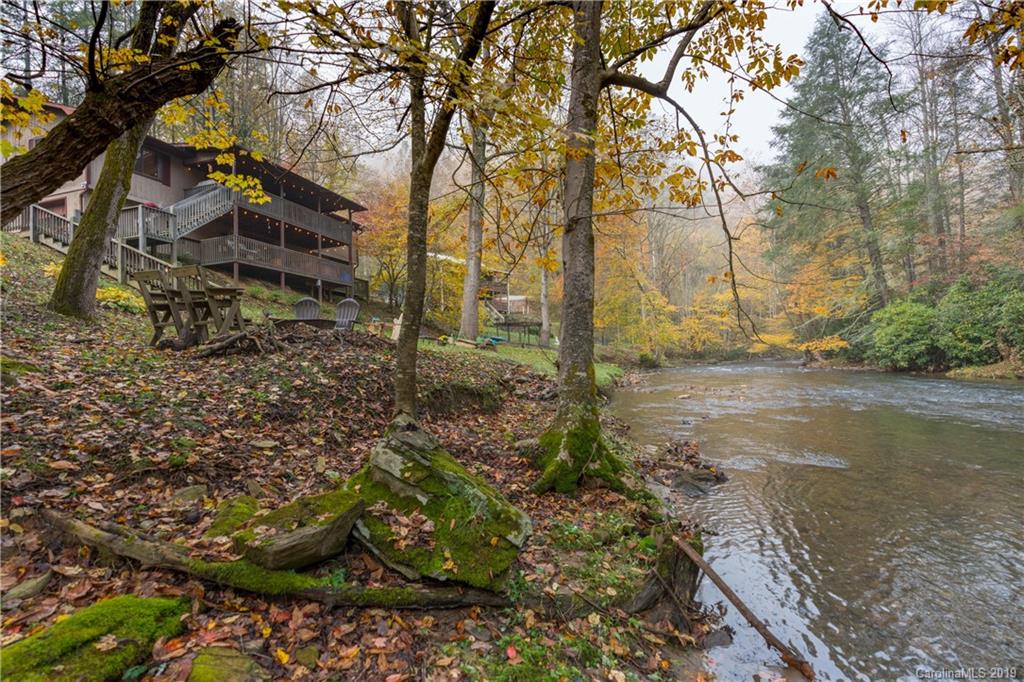 228 White Oak Road Waynesville NC 28785