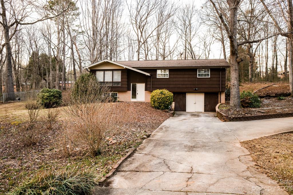 1972 Harry James Lane Hickory NC 28601