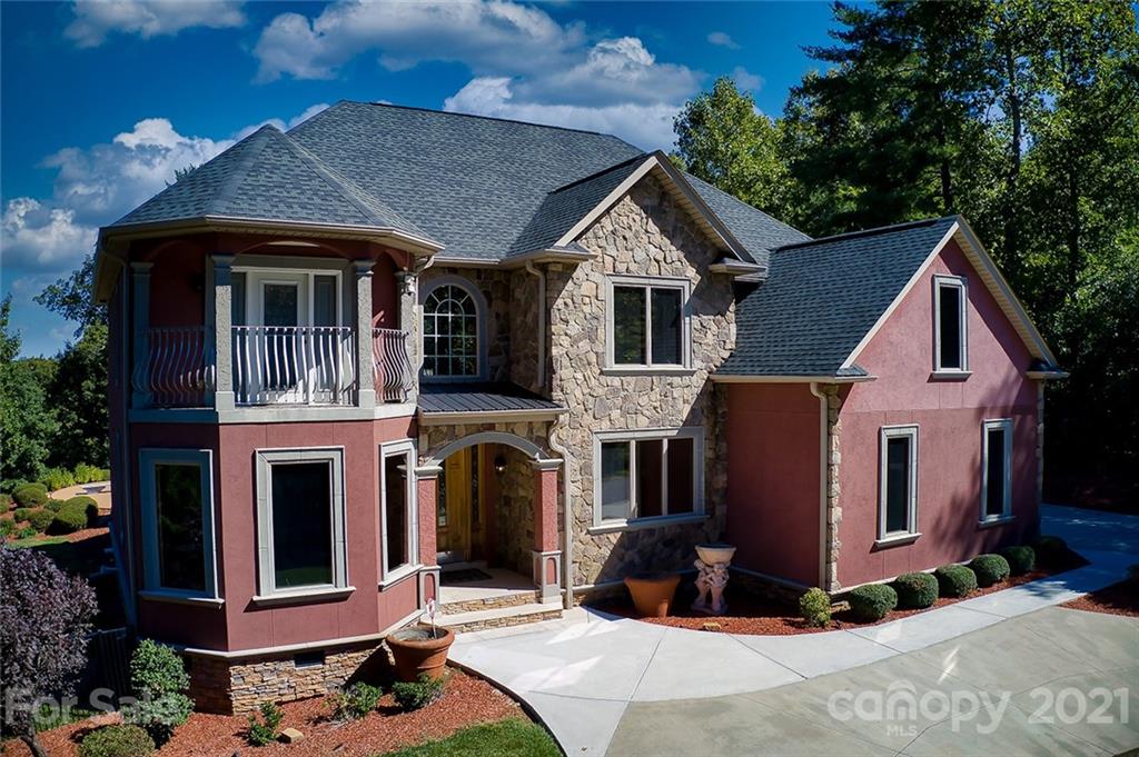 112 Michaels Gap Lane Hickory NC 28601