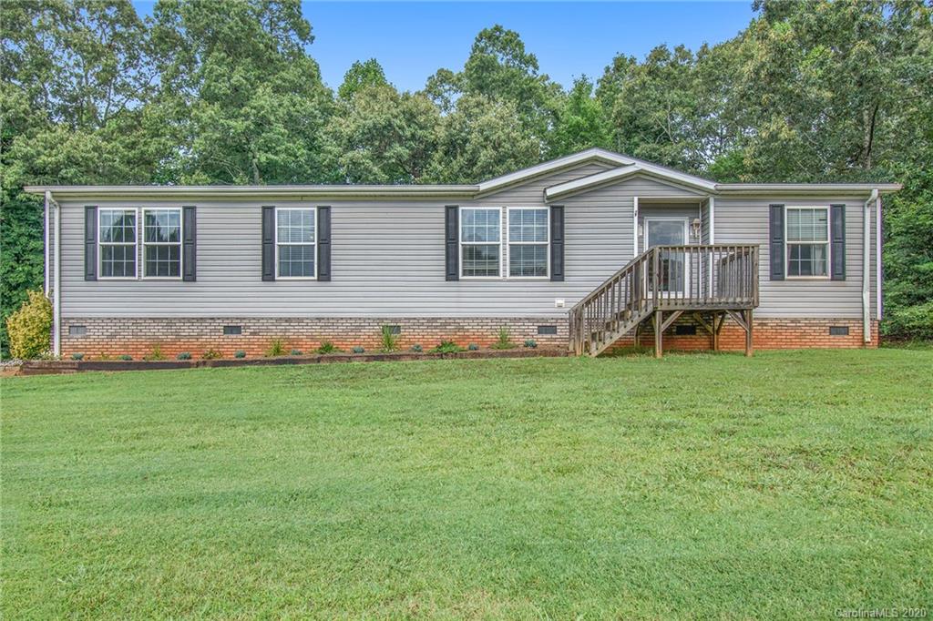 225 Village Point Drive Statesville NC 28625