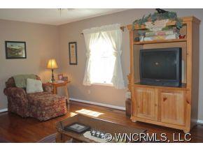 7 Crooked Creek Drive Asheville NC 28804