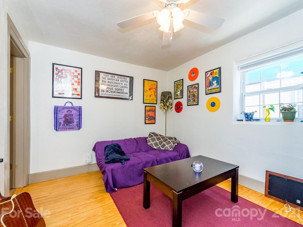 12 Mardell Circle Asheville NC 28806