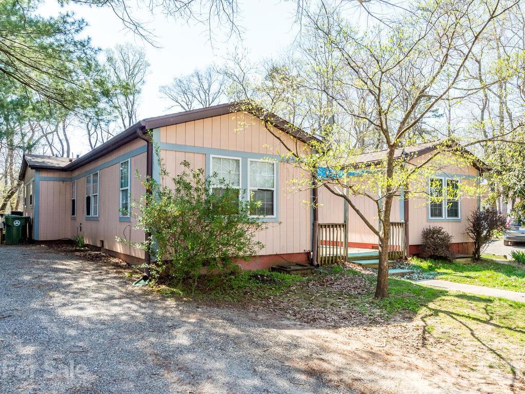 12 Mardell Circle Asheville NC 28806