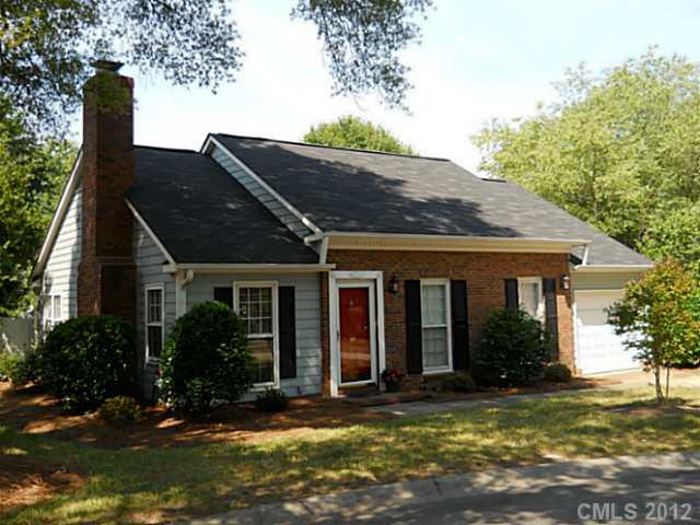 2723 Hillmont Drive Charlotte NC 28226