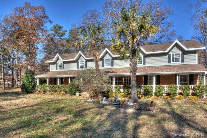 9619 Woodland Circle Charlotte NC 28216