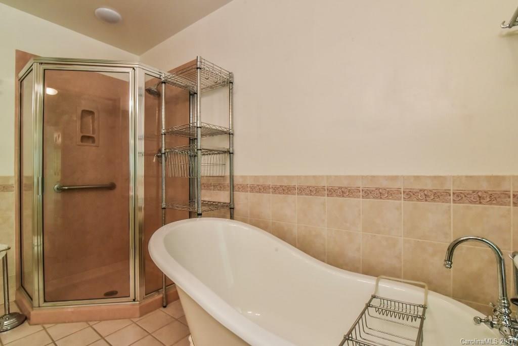 7 Glencairn Heights Black Mountain NC 28711