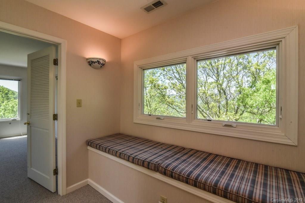 7 Glencairn Heights Black Mountain NC 28711