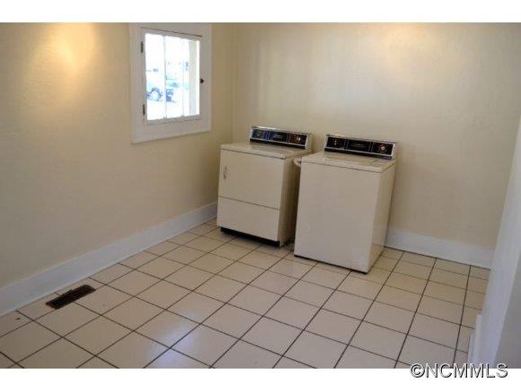 52 Gray Street Asheville NC 28801