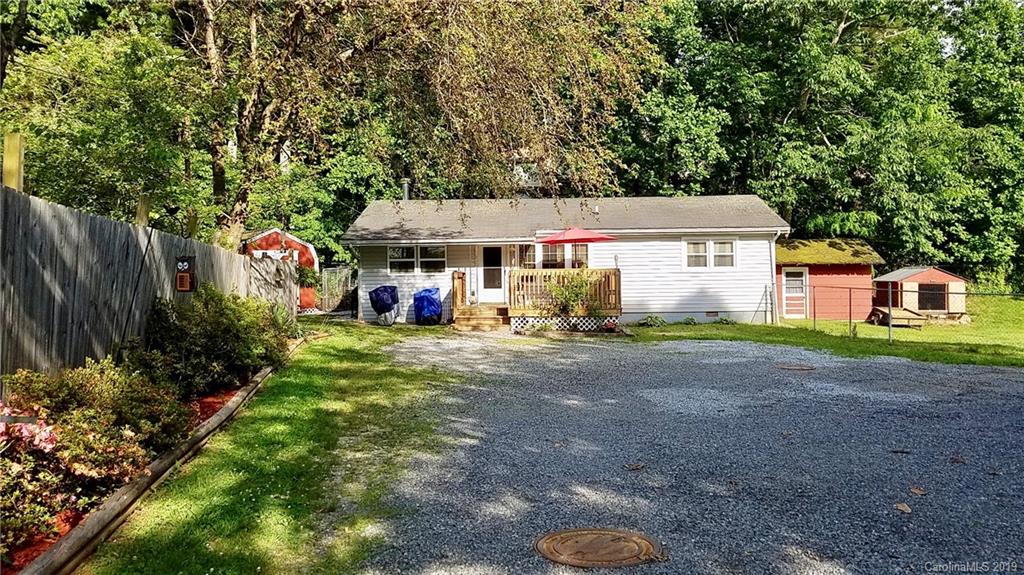 16 Rosscraggon Drive Asheville NC 28803