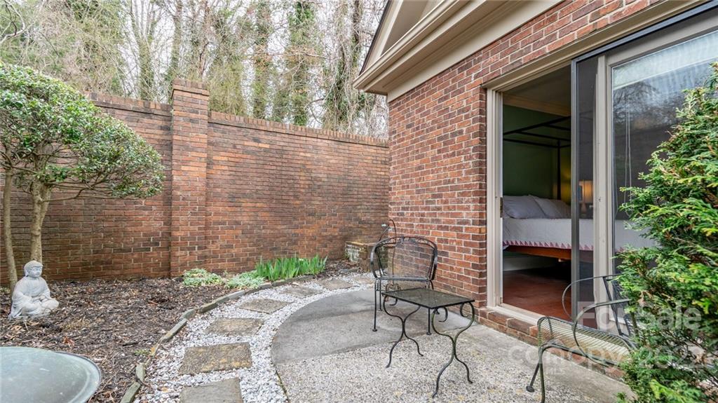 133 Glenbrook Drive Hendersonville NC 28739