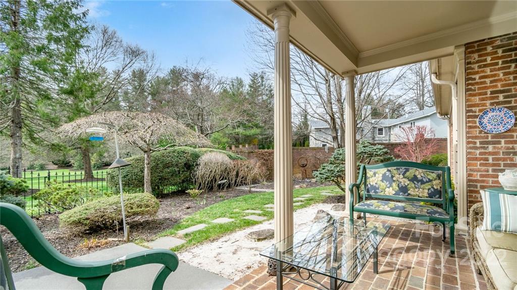 133 Glenbrook Drive Hendersonville NC 28739