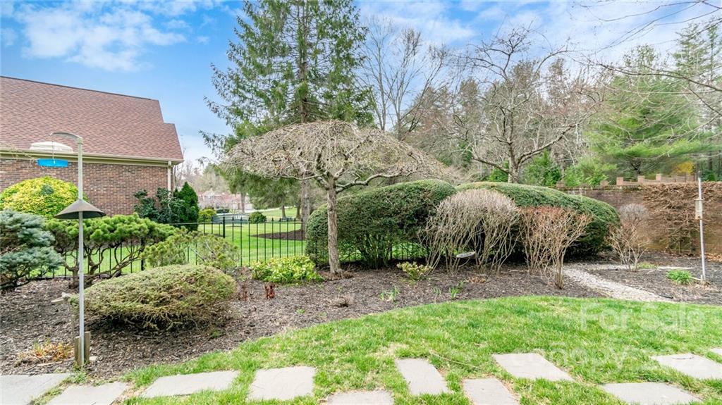 133 Glenbrook Drive Hendersonville NC 28739