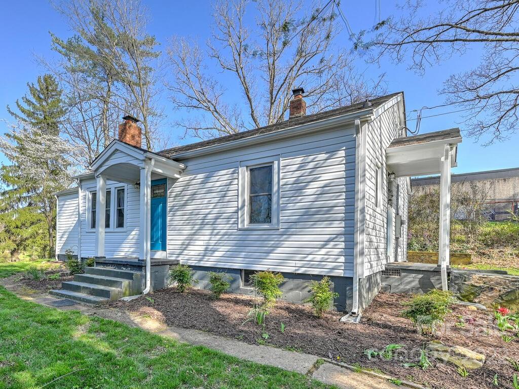 49 Mears Avenue Canton NC 28716