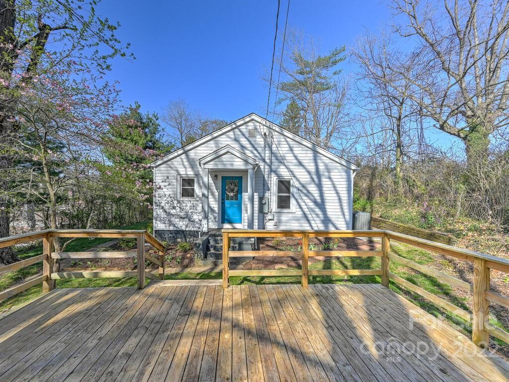 49 Mears Avenue Canton NC 28716