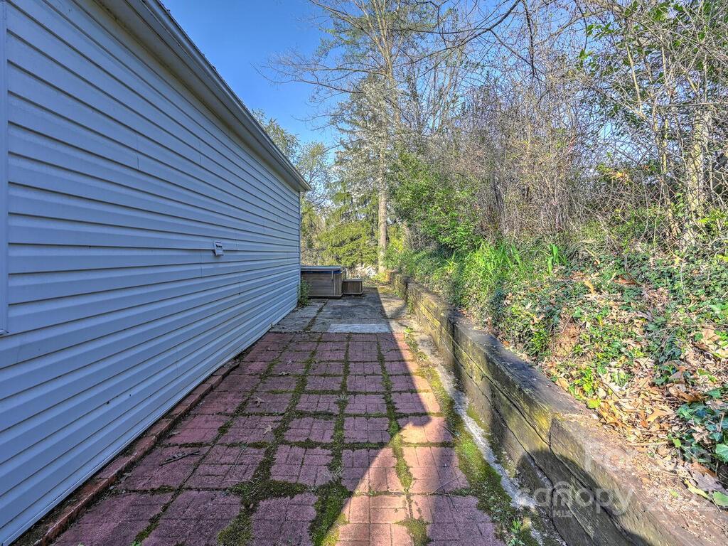 49 Mears Avenue Canton NC 28716