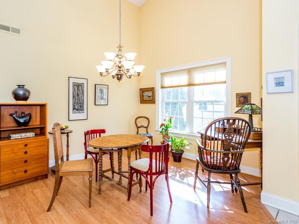 32 Stonebridge Drive Asheville NC 28805