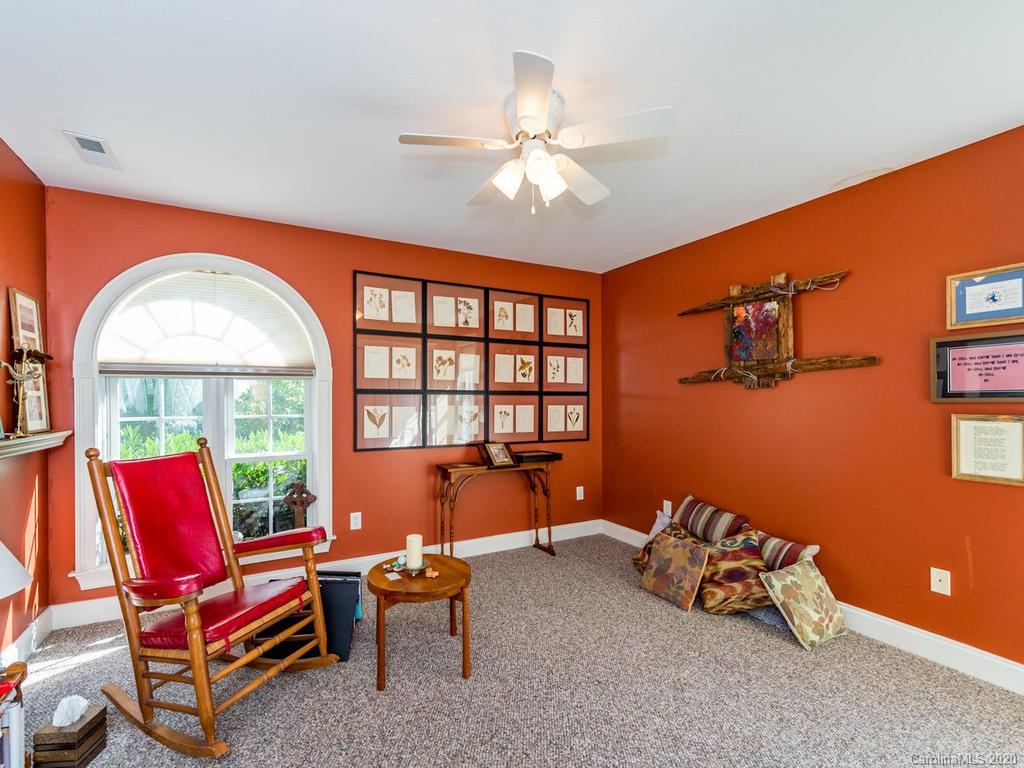 32 Stonebridge Drive Asheville NC 28805