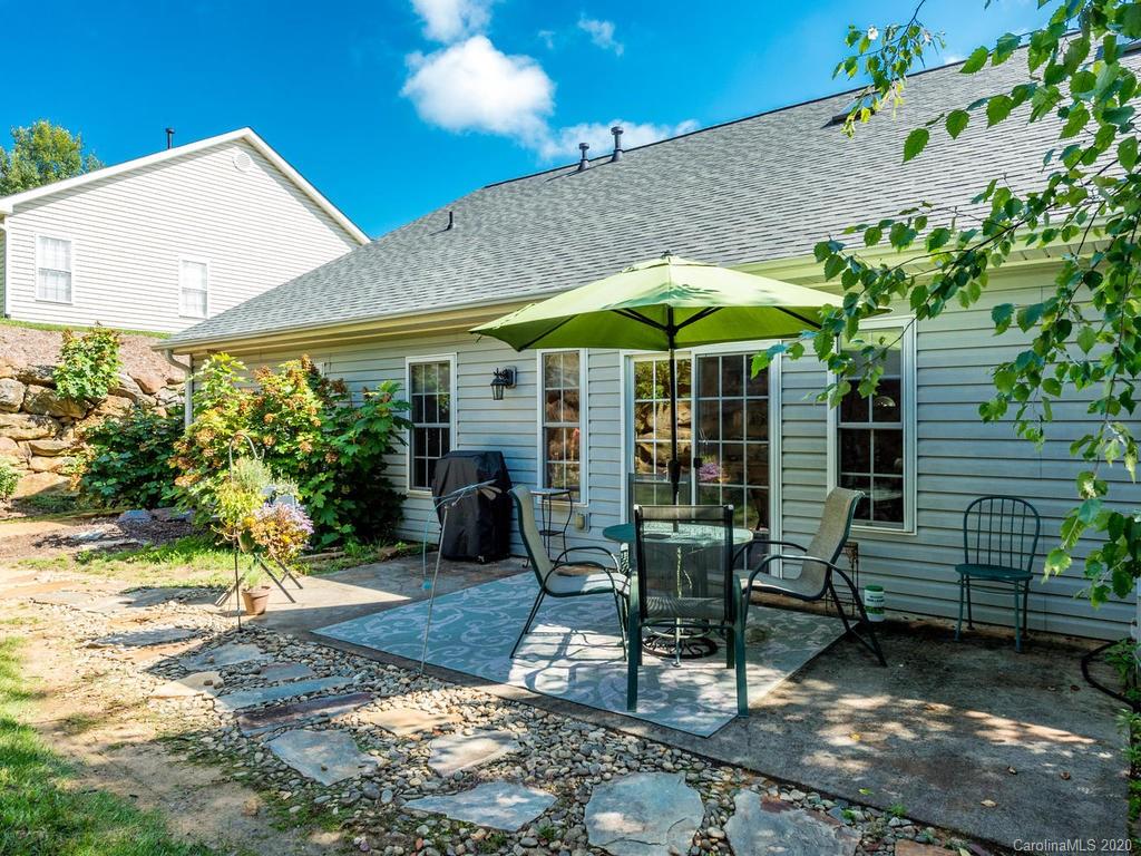 32 Stonebridge Drive Asheville NC 28805
