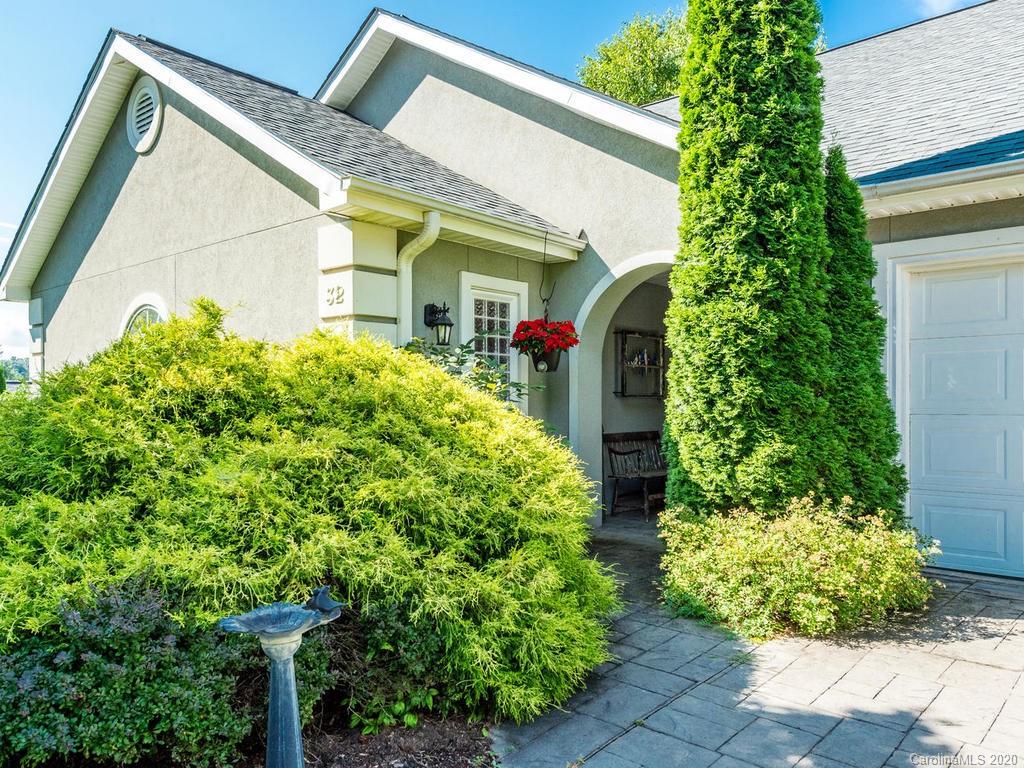 32 Stonebridge Drive Asheville NC 28805