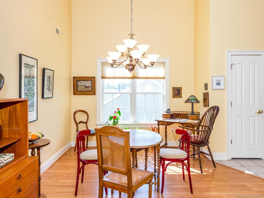 32 Stonebridge Drive Asheville NC 28805