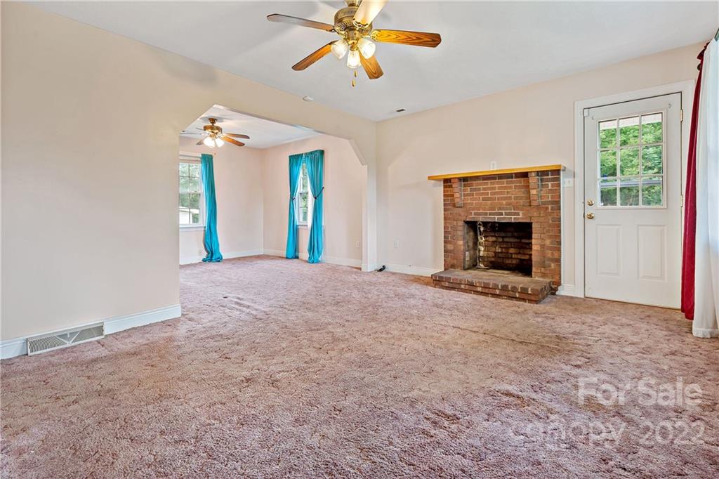 3259 Goose Creek Road Marion NC 28752