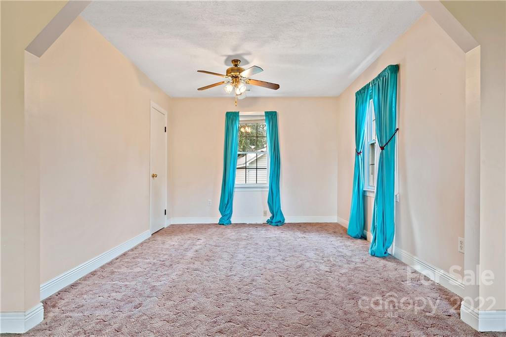 3259 Goose Creek Road Marion NC 28752