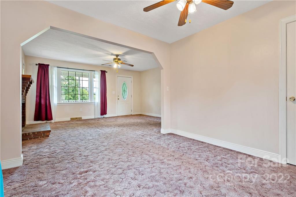3259 Goose Creek Road Marion NC 28752