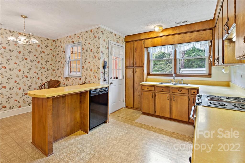3259 Goose Creek Road Marion NC 28752