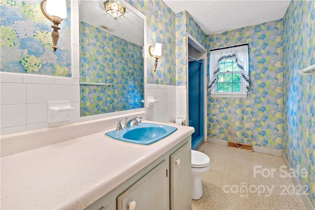 3259 Goose Creek Road Marion NC 28752