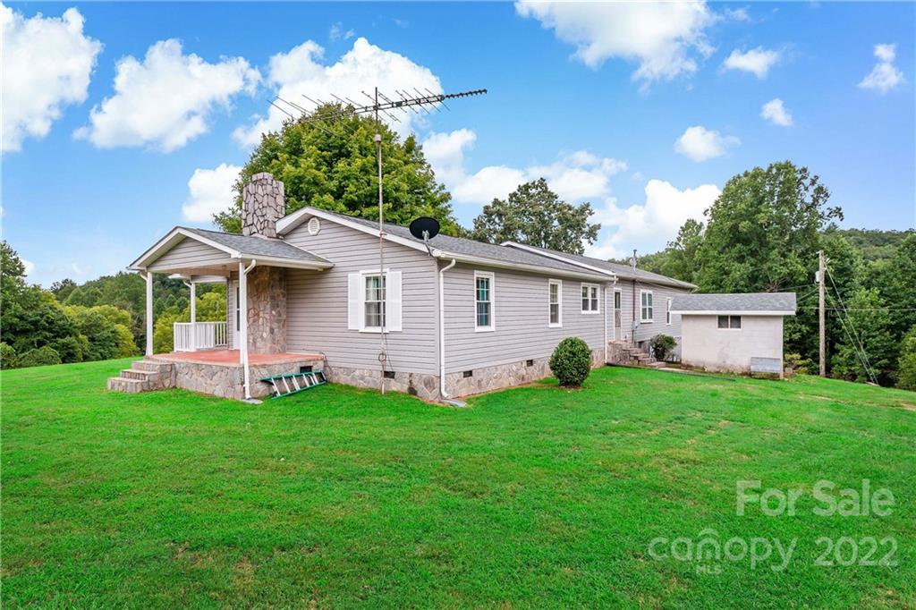 3259 Goose Creek Road Marion NC 28752