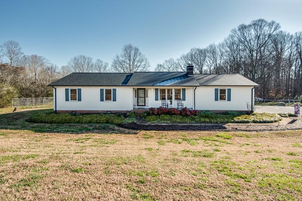 2976 Blackburn School Road Newton NC 28658