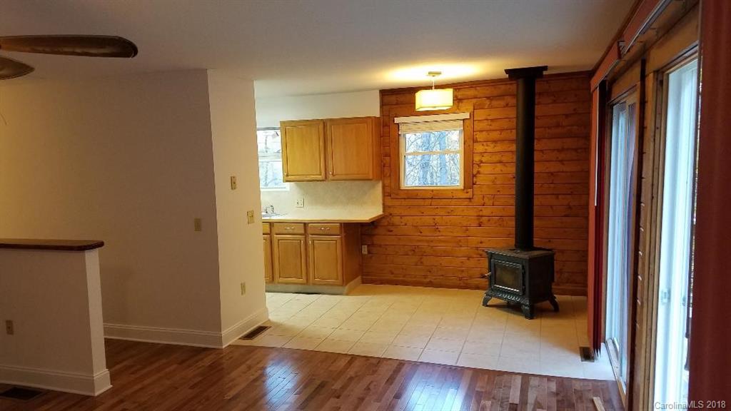 98 Johnny Marlow Road Fairview NC 28730