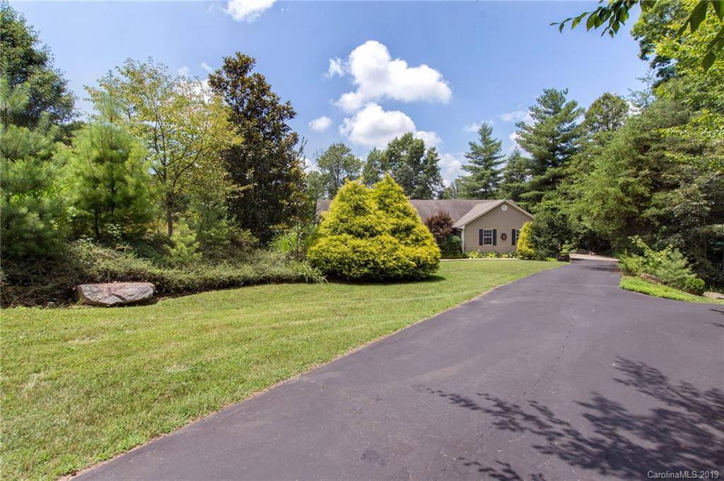 36 Antler Valley Drive Weaverville NC 28787