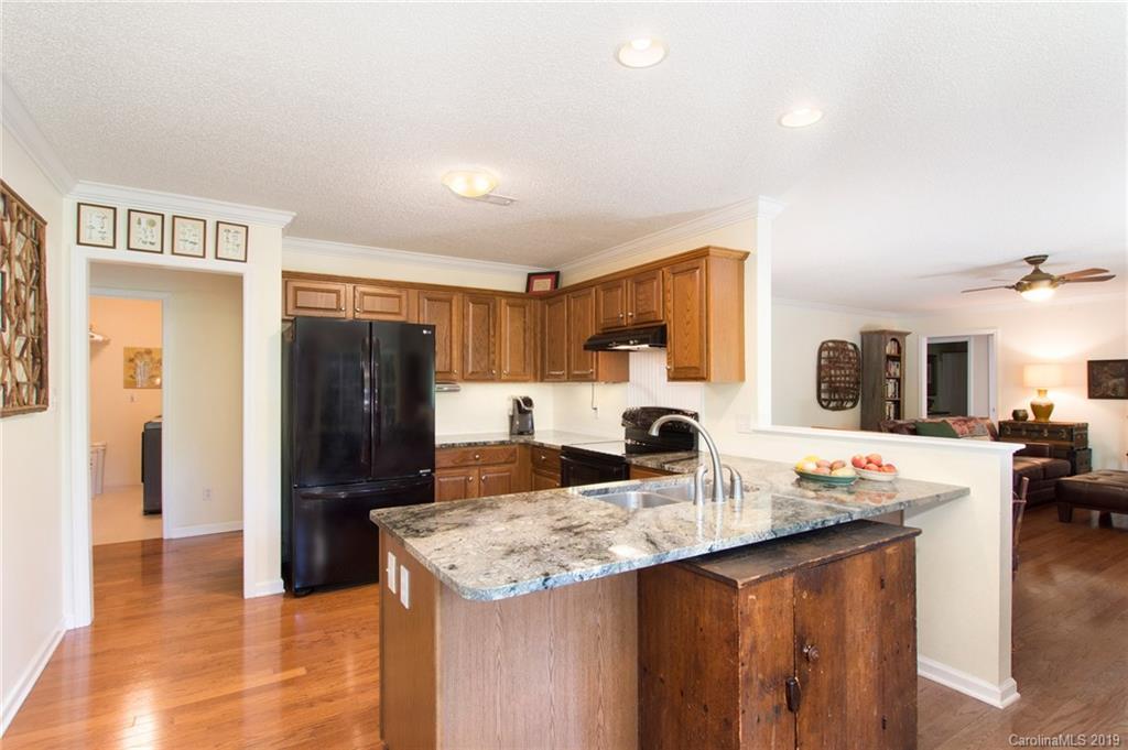 36 Antler Valley Drive Weaverville NC 28787