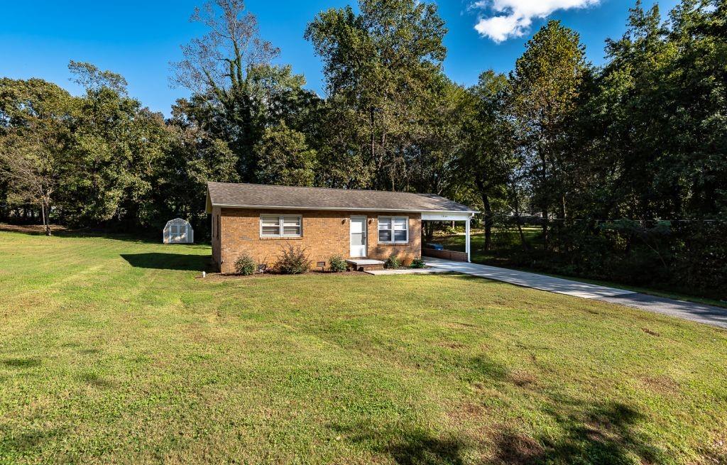 1864 14th Street Place NE Hickory NC 28601