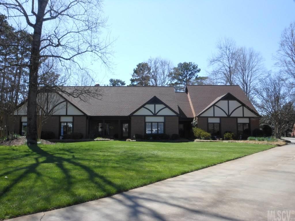 1965 5th Street Lane NW Hickory NC 28601