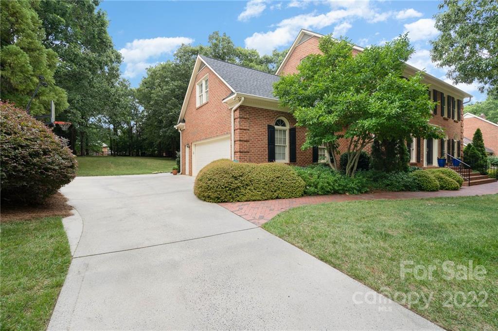 2650 Oakmeade Drive Charlotte NC 28270