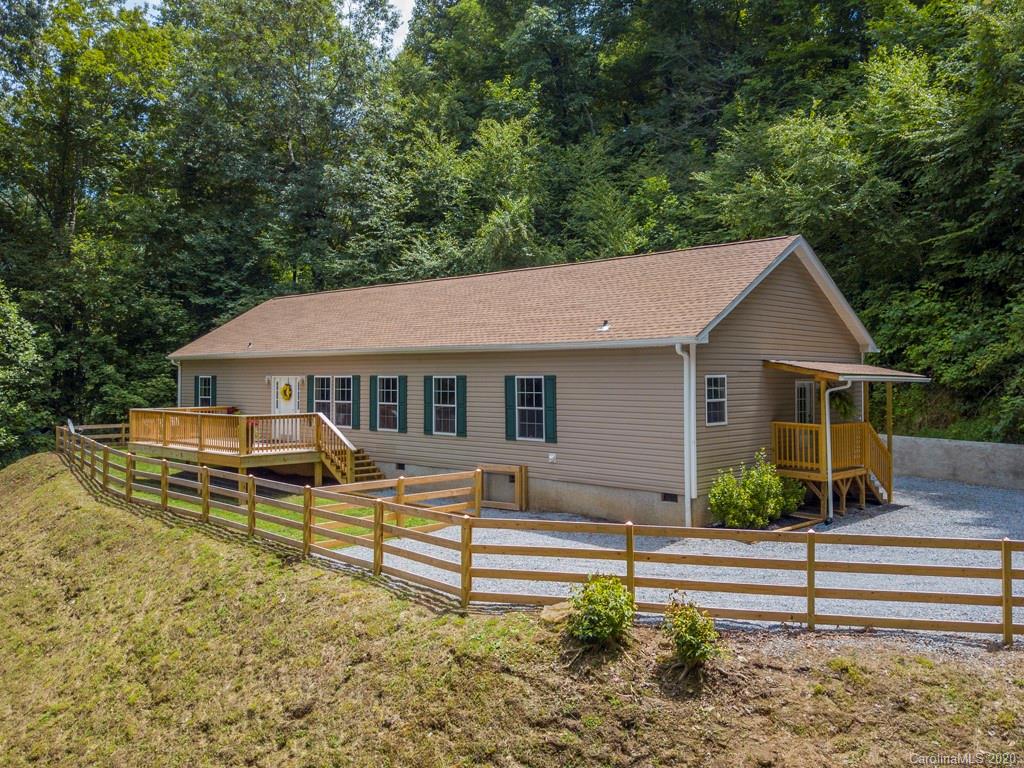 57 Minerva Drive Waynesville NC 28785