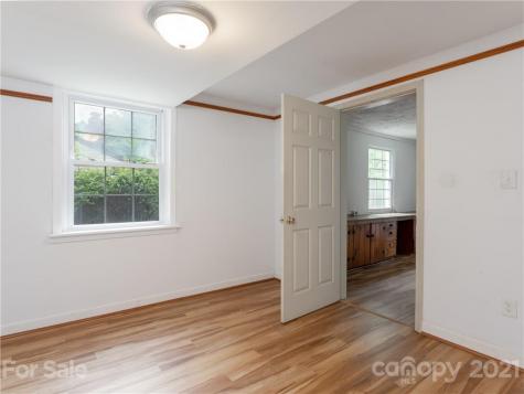 289 White Pine Drive Asheville NC 28805