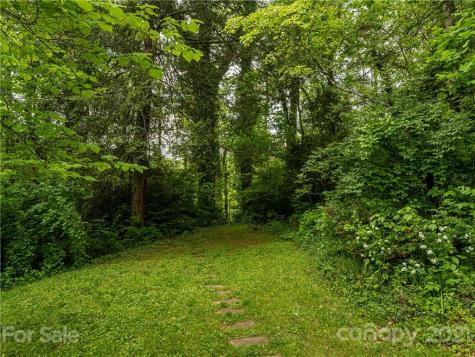 289 White Pine Drive Asheville NC 28805