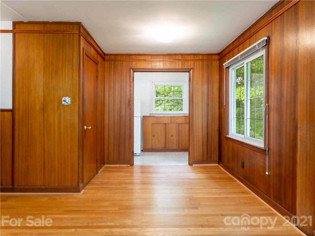289 White Pine Drive Asheville NC 28805