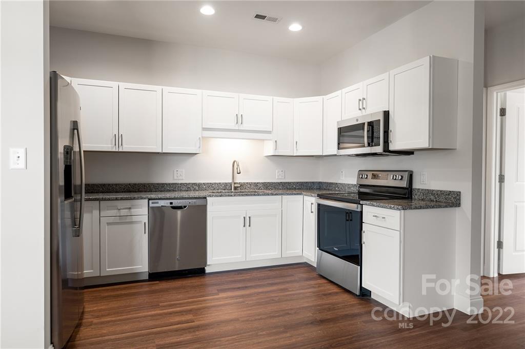 39 Cherry Laurel Lane Swannanoa NC 28778