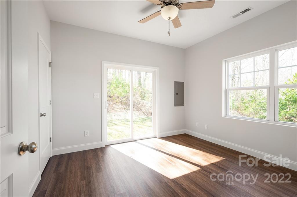 39 Cherry Laurel Lane Swannanoa NC 28778