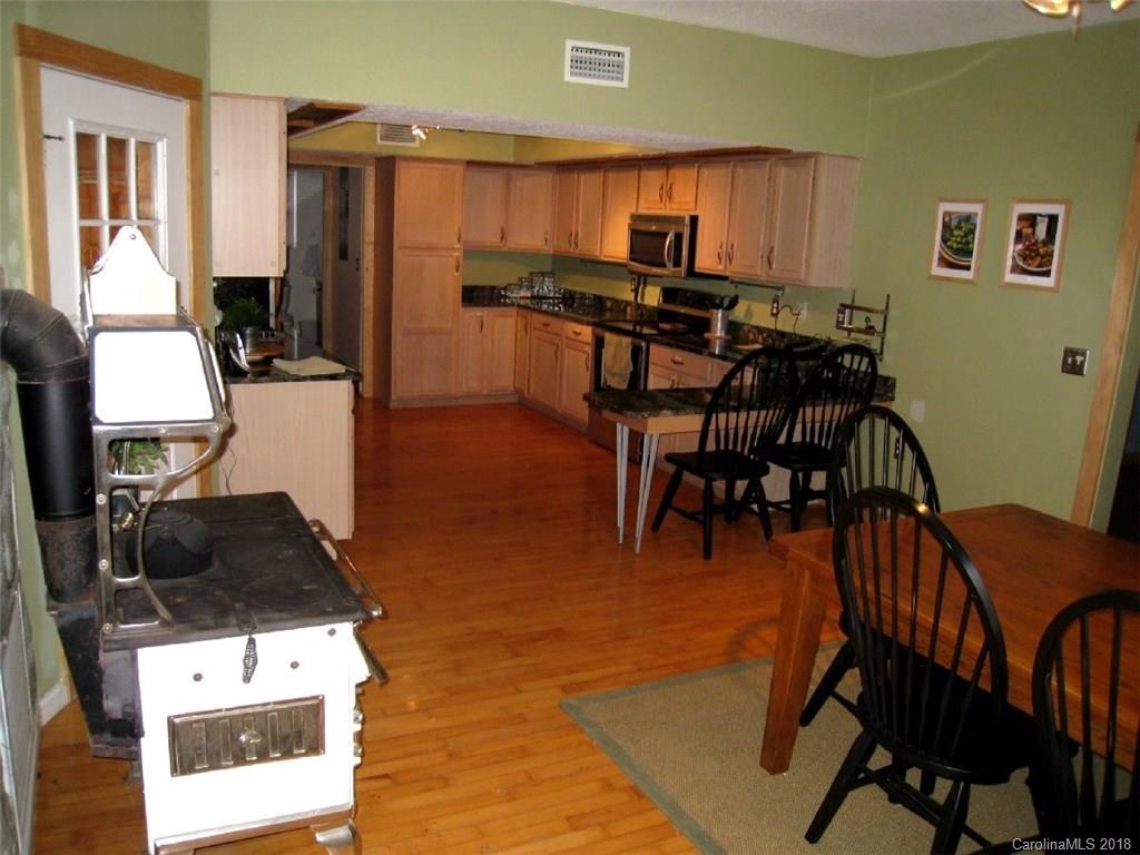 2100 Bald Mountain Road Burnsville NC 28714
